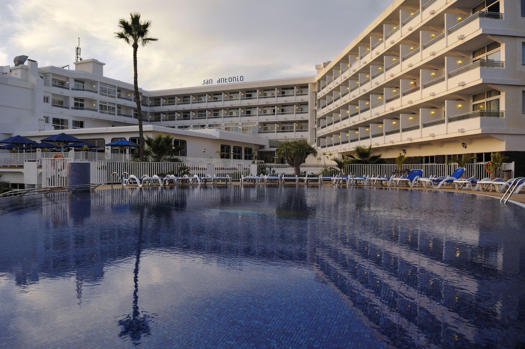Vik Hotel San Antonio Puerto del Carmen  Exteriér fotografie