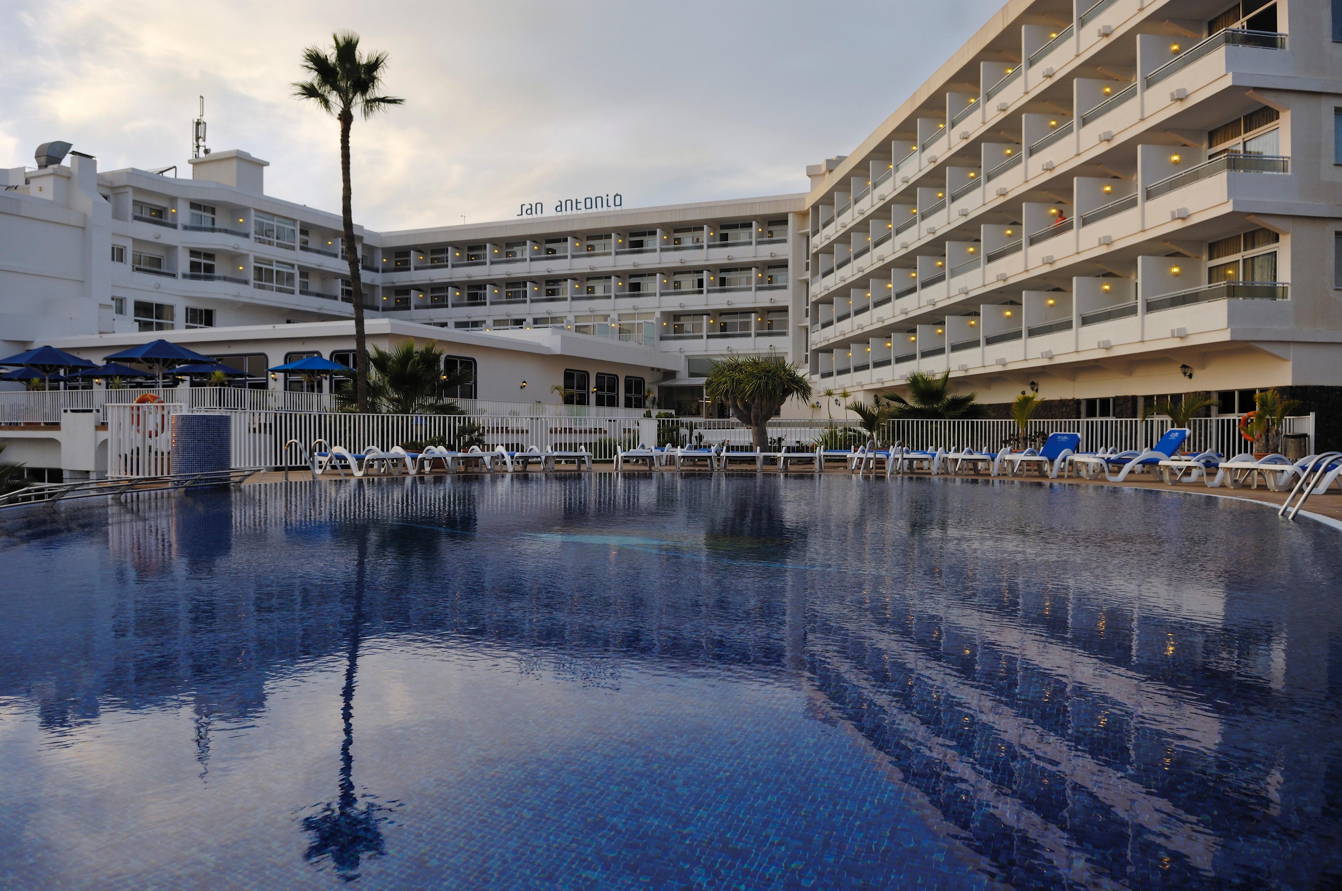 Vik Hotel San Antonio Puerto del Carmen  Exteriér fotografie